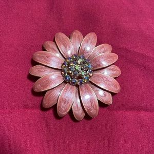 Flower broach